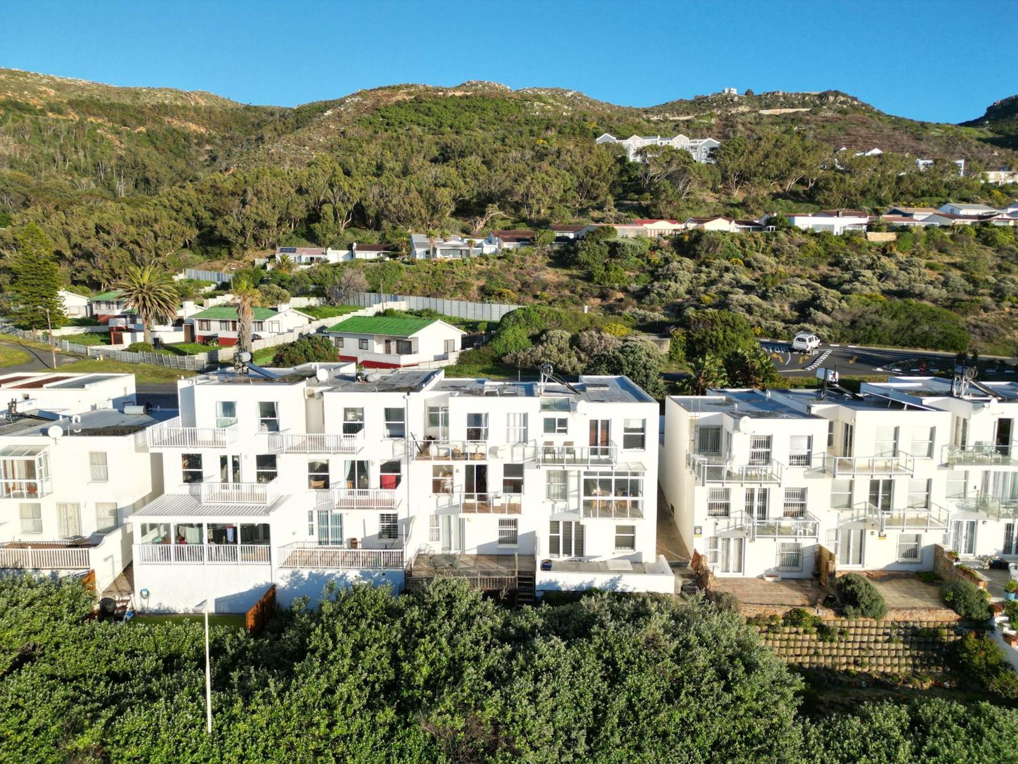 Palace Hill *